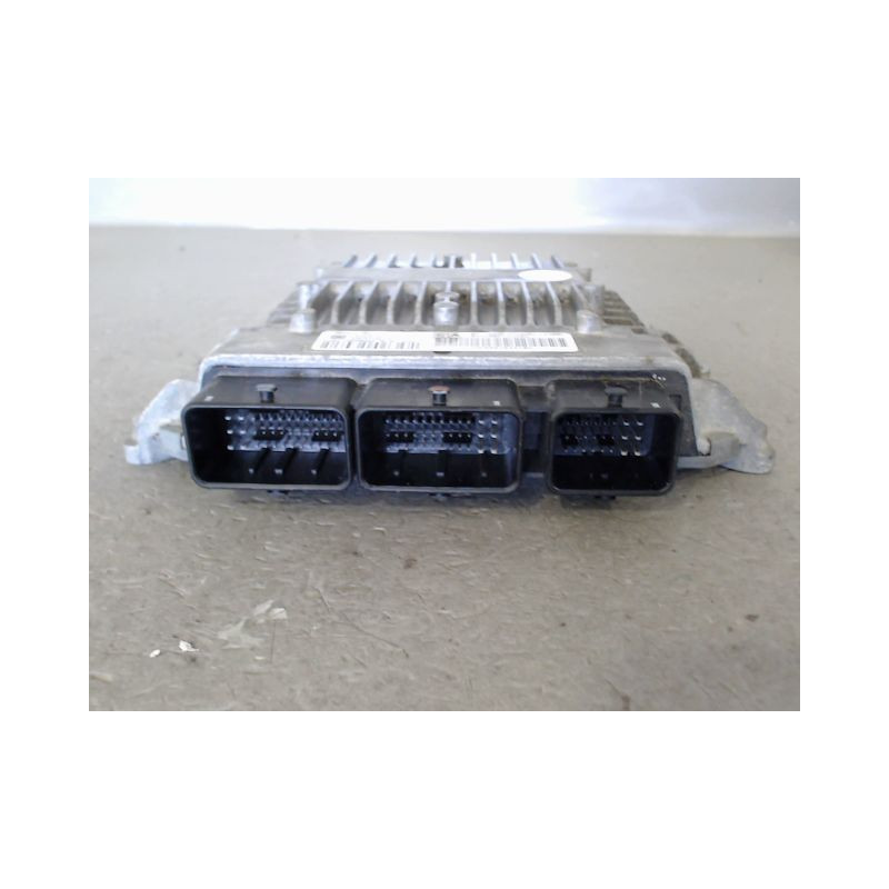 CALCULATEUR MOTEUR CITROEN C4
