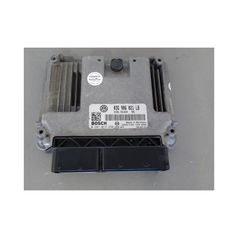 CALCULATEUR MOTEUR SKODA OCTAVIA