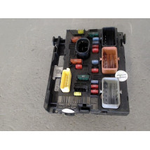 BOITE A FUSIBLES PEUGEOT 307