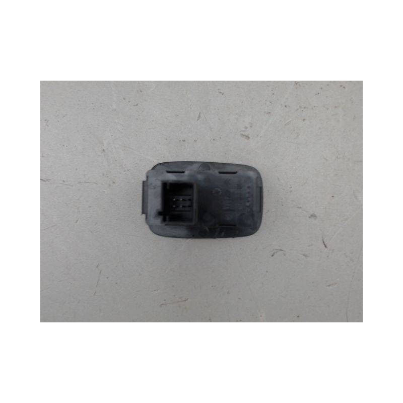 COMMANDE LEVE-GLACE PORTE ARD CITROEN C4