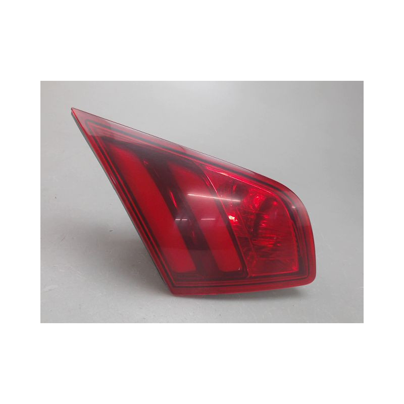 FEU ARRIERE INTERIEUR GAUCHE PEUGEOT 308