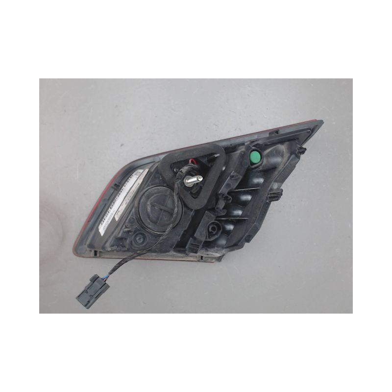 FEU ARRIERE INTERIEUR GAUCHE PEUGEOT 308