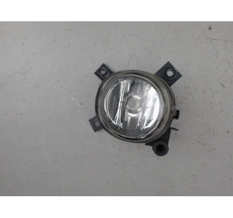 PHARE ANTIBROUILLARD AVD