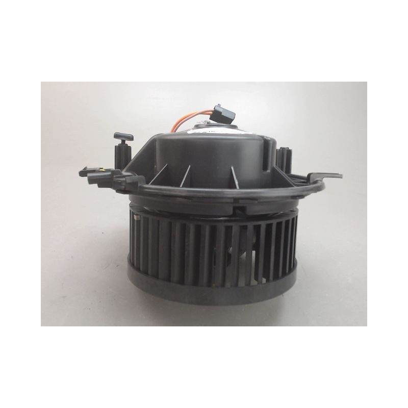MOTEUR VENTILATEUR CHAUFFAGE VOLKSWAGEN T-ROC