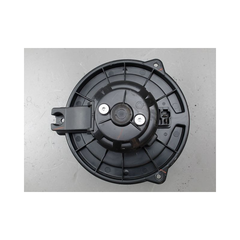 MOTEUR VENTILATEUR CHAUFFAGE TOYOTA COROLLA