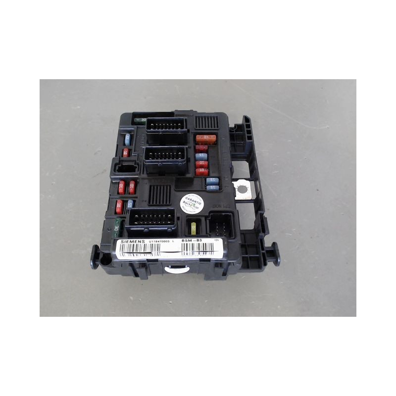 BOITE A FUSIBLES CITROEN XSARA