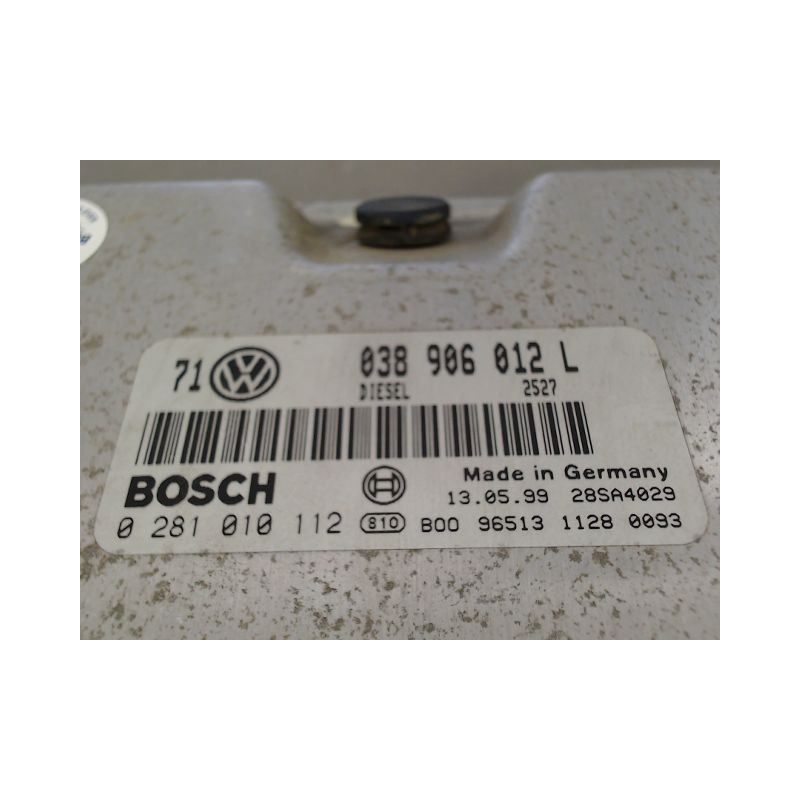 CALCULATEUR MOTEUR VOLKSWAGEN GOLF