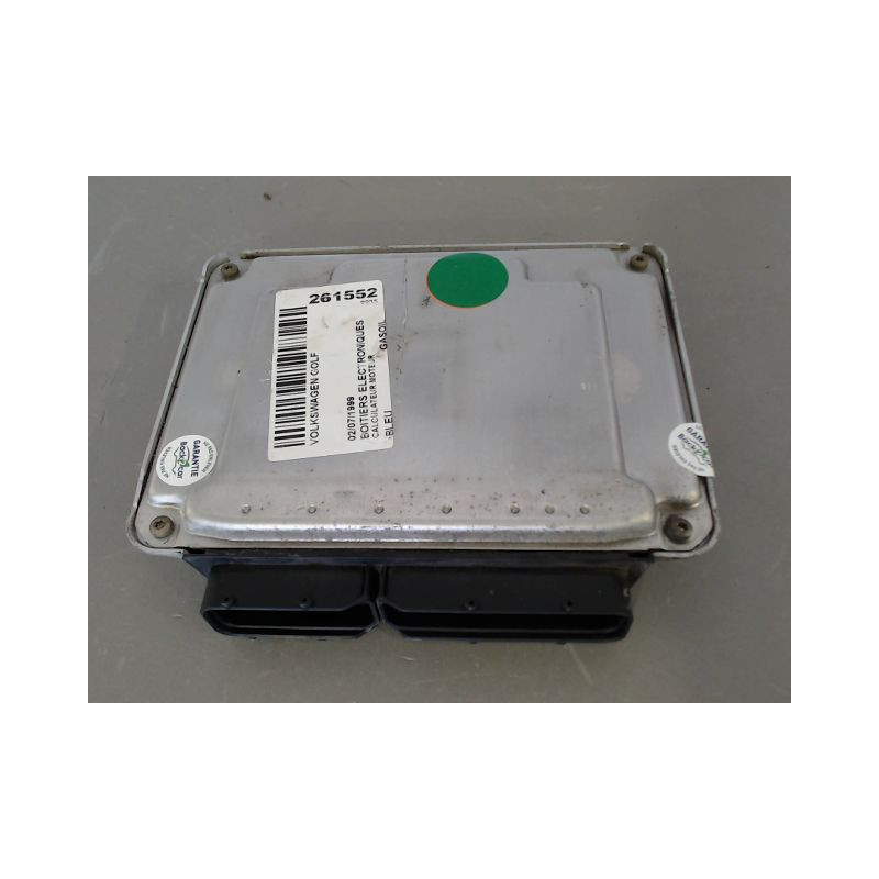 CALCULATEUR MOTEUR VOLKSWAGEN GOLF