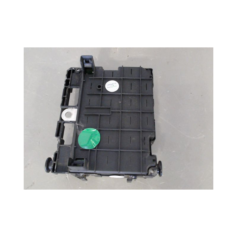 BOITE A FUSIBLES PEUGEOT 206