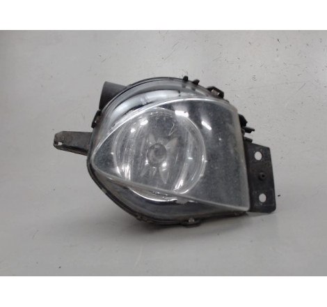 PHARE ANTIBROUILLARD AVD