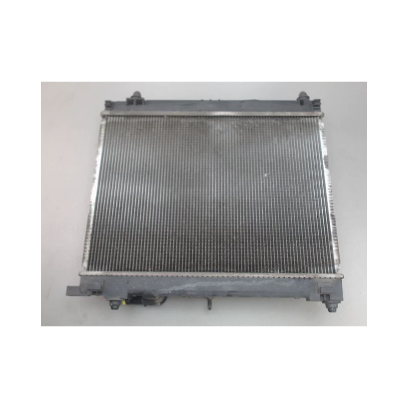RADIATEUR TOYOTA YARIS