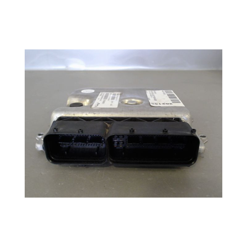 CALCULATEUR MOTEUR FIAT PUNTO