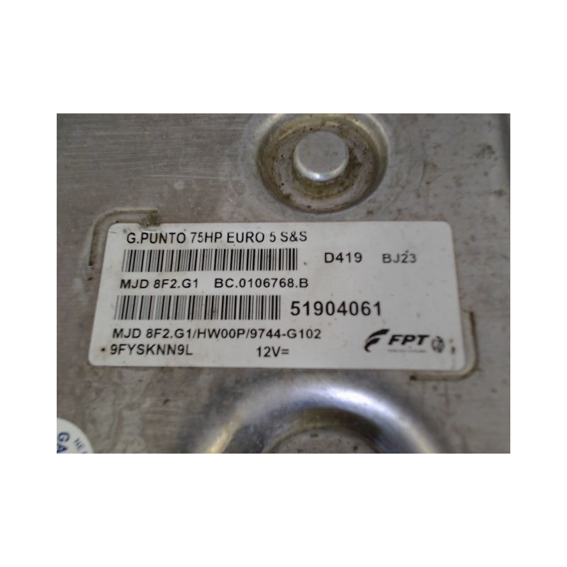 CALCULATEUR MOTEUR FIAT PUNTO