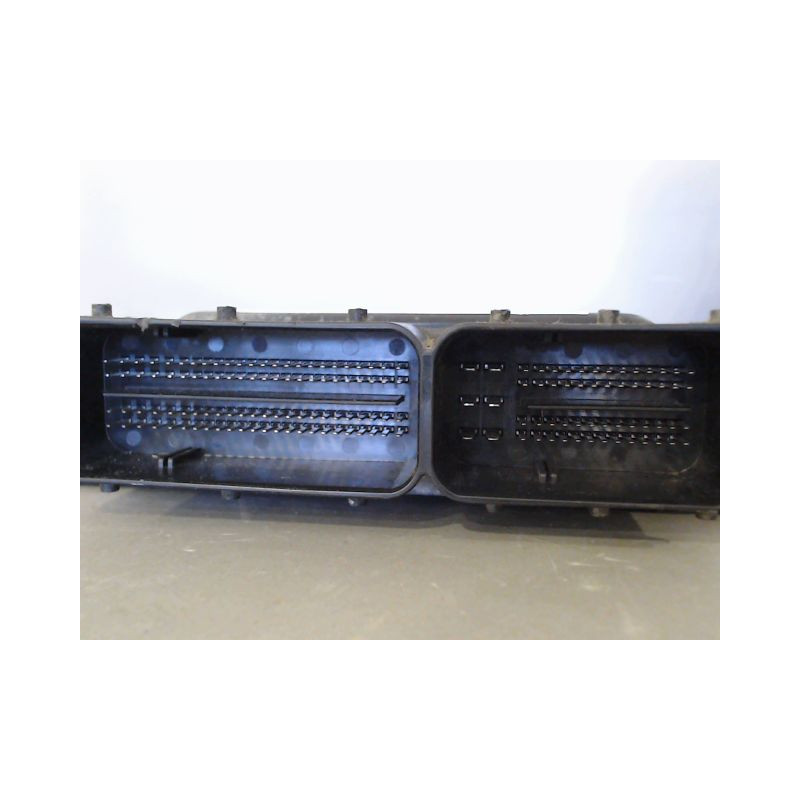 CALCULATEUR MOTEUR OPEL ZAFIRA