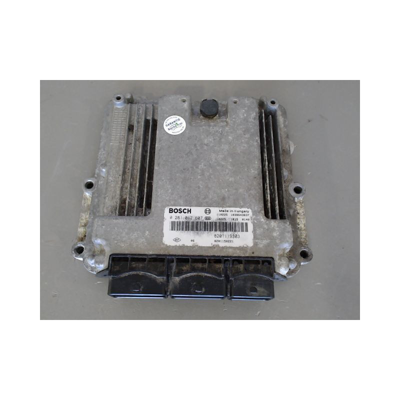CALCULATEUR MOTEUR RENAULT ESPACE