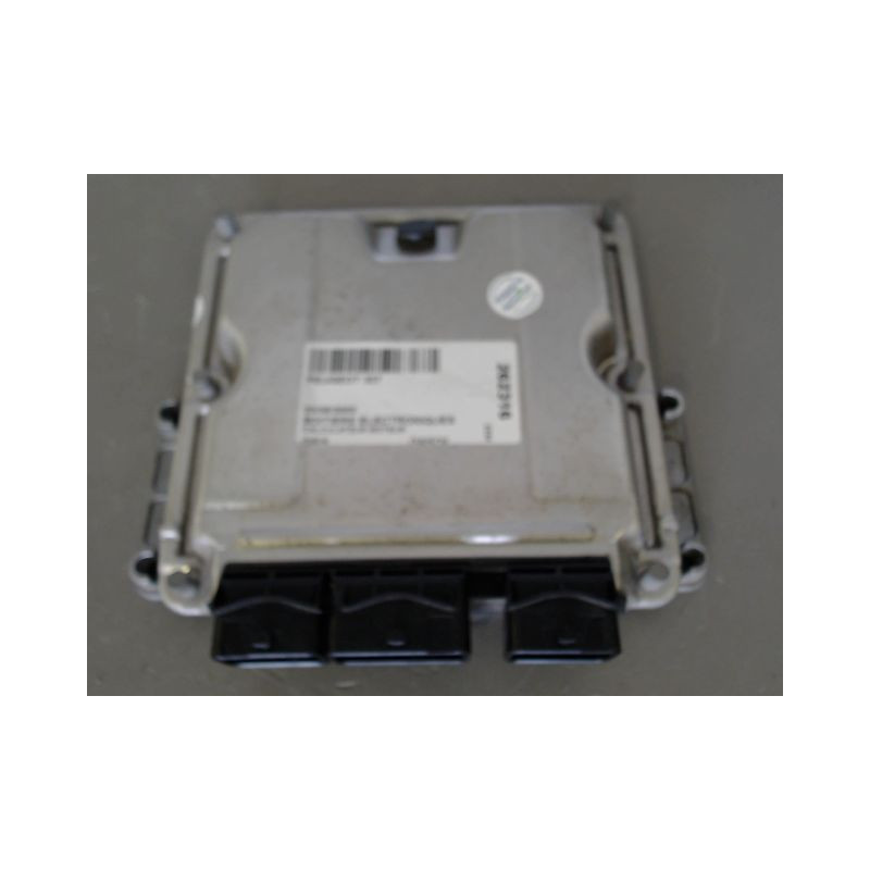 CALCULATEUR MOTEUR PEUGEOT 307