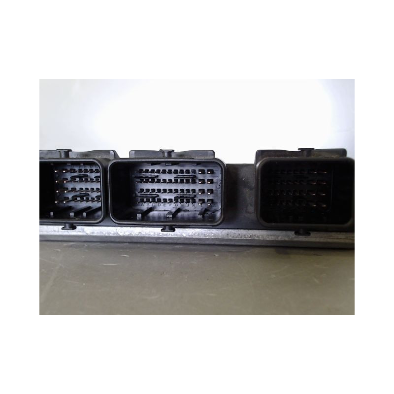 CALCULATEUR MOTEUR PEUGEOT 307