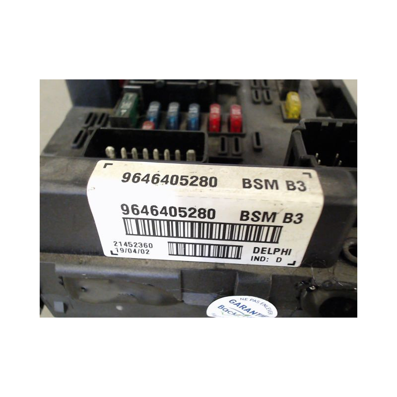 BOITE A FUSIBLES PEUGEOT 307