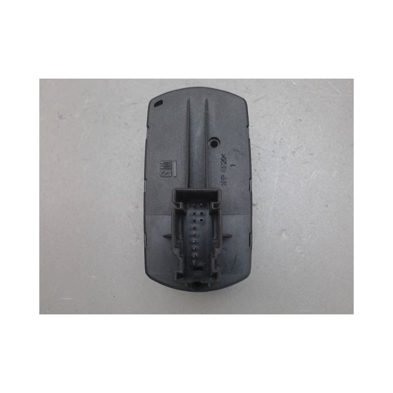 COMMANDE LEVE-GLACE PORTE AVG OPEL CORSA