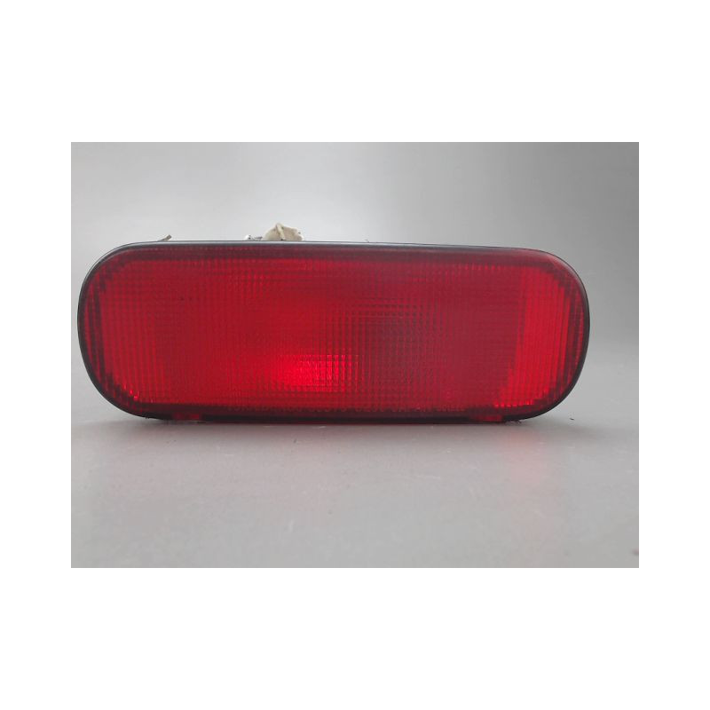 FEU BROUILLARD CENTRAL ARRIERE SUZUKI SWIFT