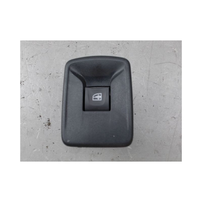 COMMANDE LEVE-GLACE PORTE AVD DACIA LODGY