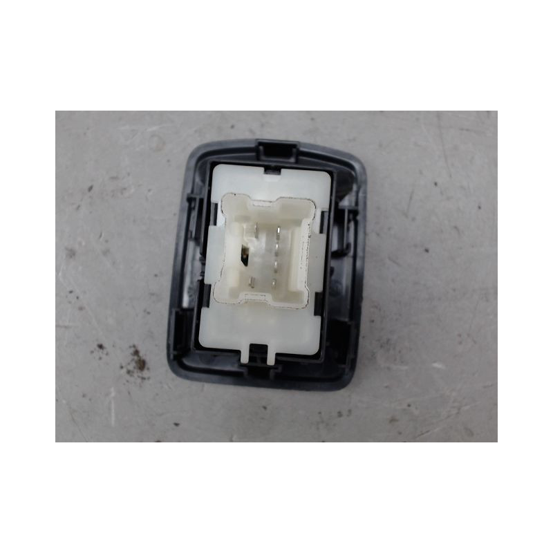 COMMANDE LEVE-GLACE PORTE AVD DACIA LODGY