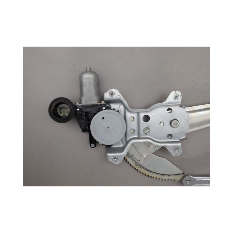 MECANISME LEVE-GLACE AVANT DROIT SUZUKI SWIFT