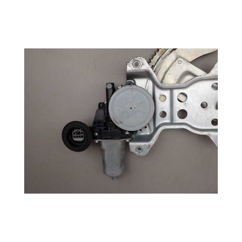MECANISME LEVE-GLACE AVANT GAUCHE SUZUKI SWIFT