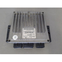 CALCULATEUR MOTEUR RENAULT CLIO
