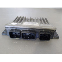 CALCULATEUR MOTEUR RENAULT CLIO