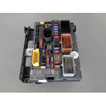 BOITE A FUSIBLES CITROEN C4