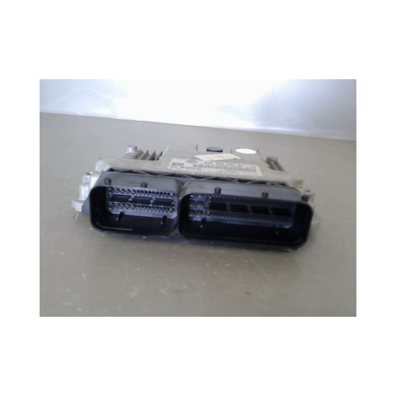 CALCULATEUR MOTEUR VOLKSWAGEN GOLF