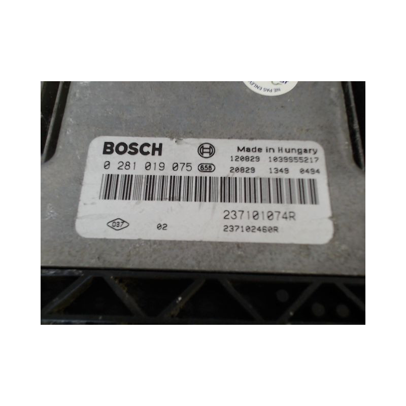 CALCULATEUR MOTEUR RENAULT MEGANE