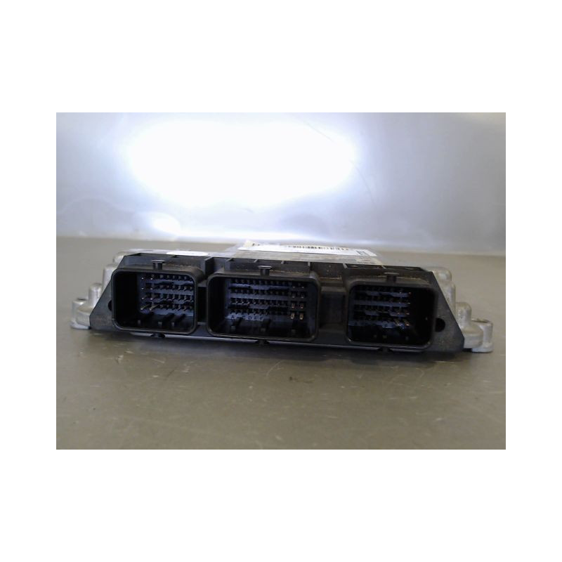 CALCULATEUR MOTEUR CITROEN C4