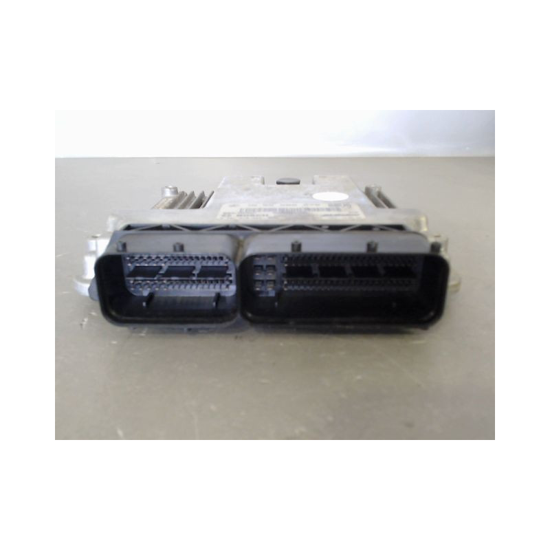 CALCULATEUR MOTEUR OPEL CORSA