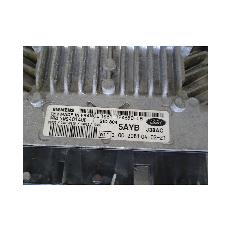 CALCULATEUR MOTEUR FORD FIESTA