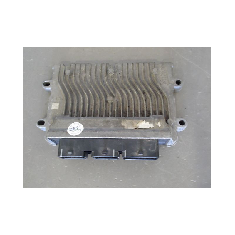 CALCULATEUR MOTEUR PEUGEOT 206