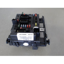 BOITE A FUSIBLES PEUGEOT 206
