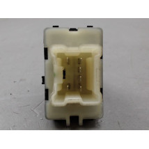COMMANDE LEVE-GLACE PORTE AVD DACIA DUSTER