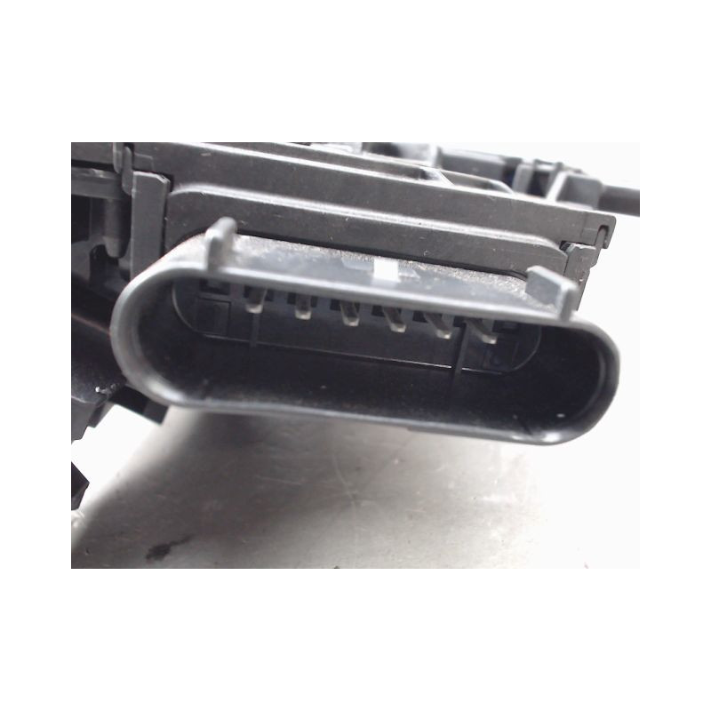 SYSTEME CONDAMNATION ARRIERE GAUCHE FORD B-MAX