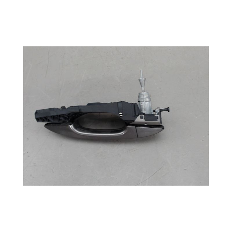 POIGNEE EXTERIEURE PORTE AVANT GAUCHE VOLKSWAGEN POLO