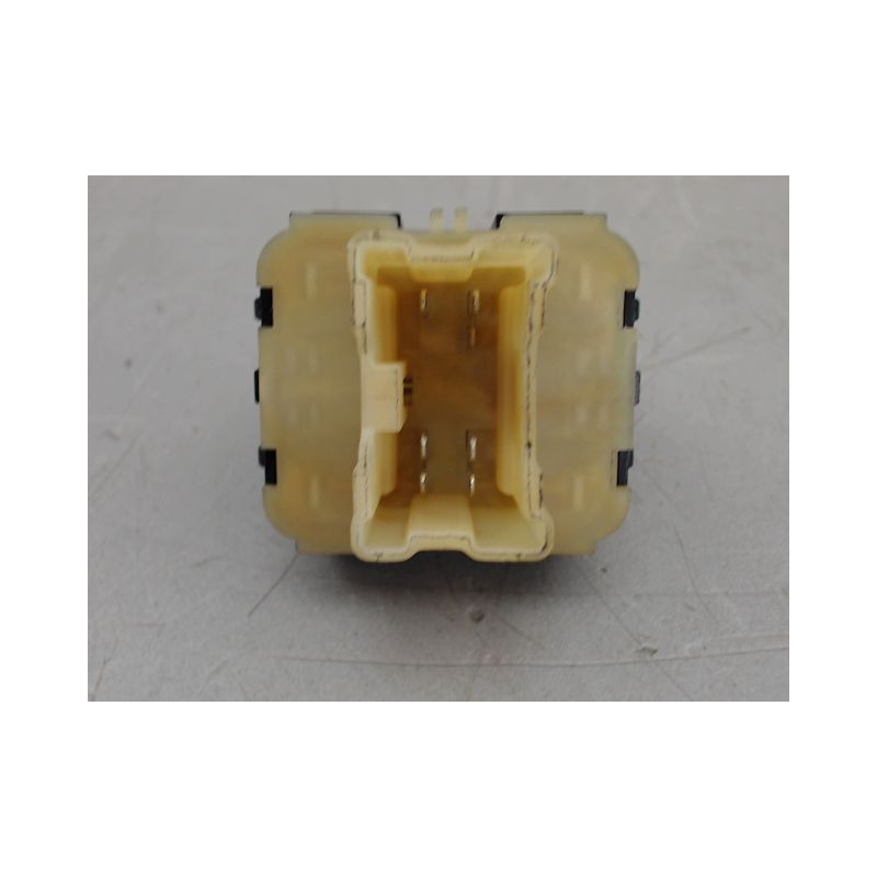 COMMANDE LEVE-GLACE PORTE AVG RENAULT CLIO