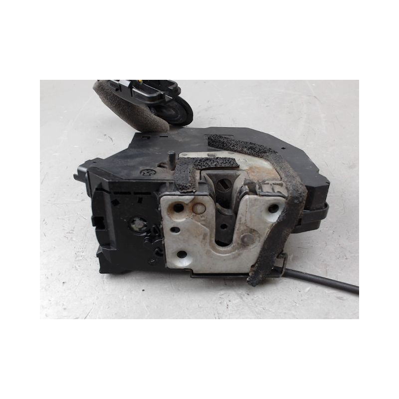 SYSTEME CONDAMNATION ARRIERE DROIT RENAULT CAPTUR
