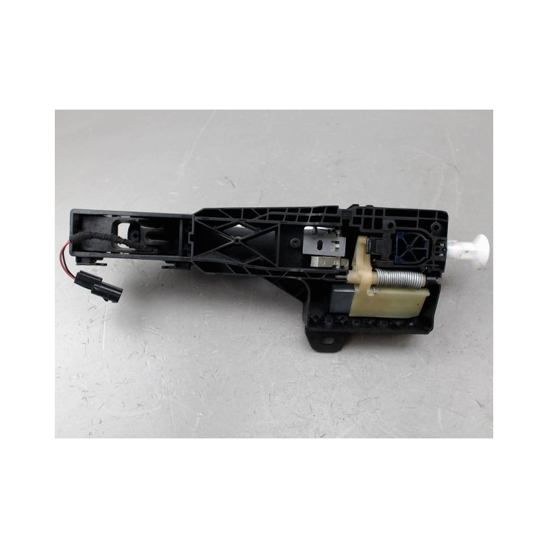 POIGNEE EXTERIEURE PORTE ARRIERE DROIT RENAULT MEGANE