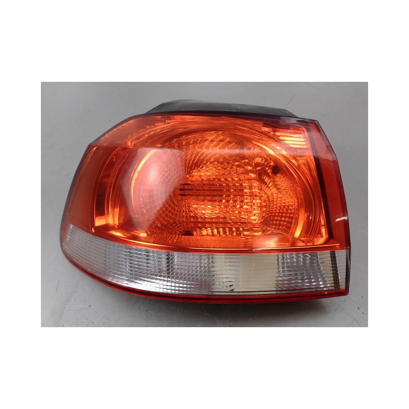 FEU ARRIERE GAUCHE  VOLKSWAGEN GOLF