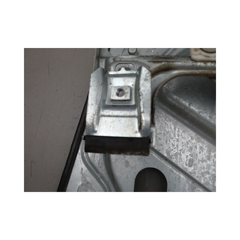 MECANISME LEVE-GLACE AVANT GAUCHE FORD FOCUS