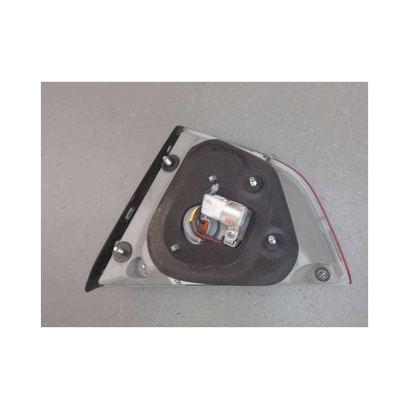 FEU ARRIERE INTERIEUR GAUCHE HYUNDAI IX35