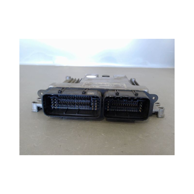 CALCULATEUR MOTEUR PEUGEOT 308