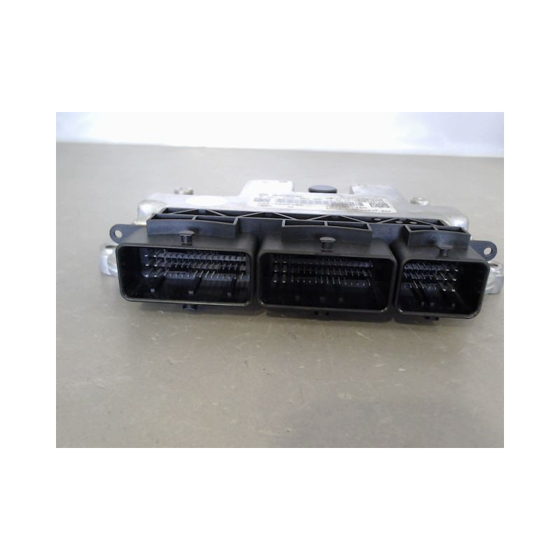 CALCULATEUR MOTEUR RENAULT TWINGO
