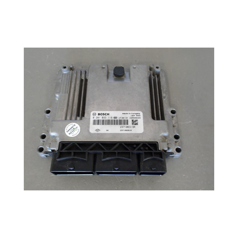 CALCULATEUR MOTEUR RENAULT CLIO